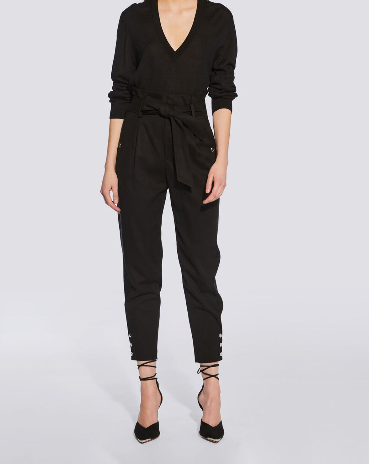 DRIVE RELAXED V NECK SWEATER image number null